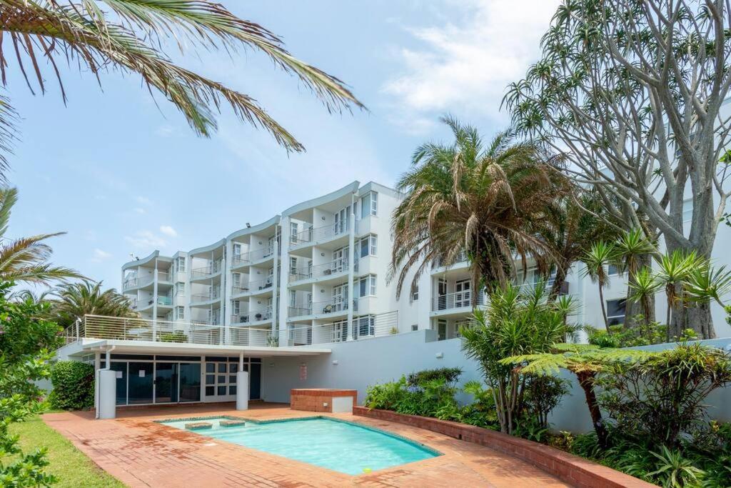 Ocean Pearl At Chakas Cove - Beachfront Apartment 巴利托 外观 照片