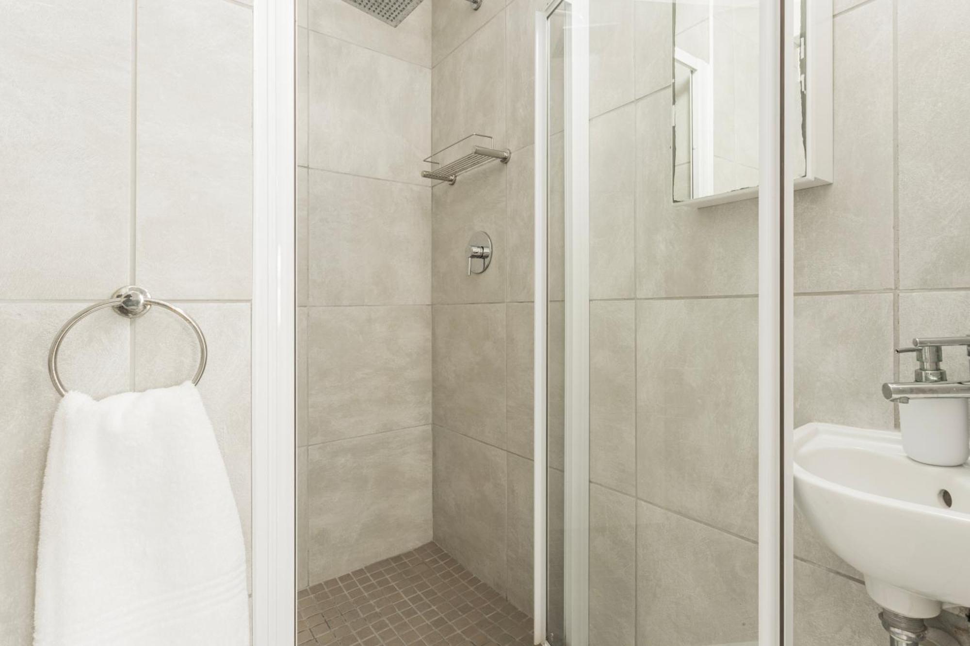 Ocean Pearl At Chakas Cove - Beachfront Apartment 巴利托 外观 照片